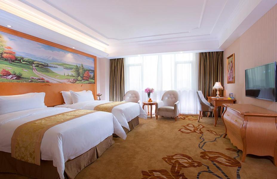Vienna International Hotel Puning International Commodity City المظهر الخارجي الصورة
